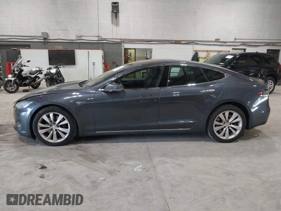 2016 Tesla Model S 90D with VIN 5YJSA1E22GF124109, listed as a IAAI auction lot 42487466 with 83,593 mi miles and . Bid and sale history available at DreamBid. Image 14.