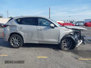 2024 Mazda CX-5 2.5 S Premium Package with VIN JM3KFBDL3R0432240, listed as a IAAI auction lot 41613036 with 1 mi miles. Bid and sale history available at carsss.com. Image 13.