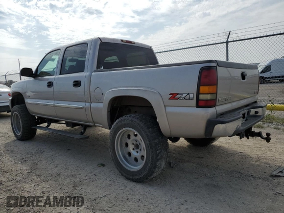 2004 GMC Sierra 1500 SLT z VIN 2GTEK13T241405721, wystawiony jako Copart lot #54399704 z przebiegiem 165 512 mil mil oraz Czysty tytuł • Clean title. Historia ofert i sprzedaży dostępna na DreamBid. Obrazek 2.