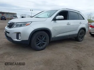 2015 Kia Sorento LX with VIN 5XYKTCA60FG639308, listed as a IAAI auction lot 42037202 with 150,444 mi miles. Bid and sale history available at carsss.com. Image 19.