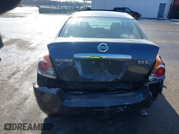 2008 Nissan Altima 2.5 S with VIN 1N4AL21E38C225868, listed as a IAAI auction lot 41344561 with 118,314 mi miles. Bid and sale history available at carsss.com. Image 6.