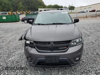2015 Dodge Journey SXT with VIN 3C4PDCCG1FT753996, listed as a Copart auction lot 72997784 with 110,430 mi miles and Salvage title. Bid and sale history available at DreamBid. Image 5.