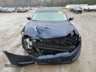 2014 Volkswagen Passat SE with VIN 1VWBT7A37EC098304, listed as a Copart auction lot 47941165 with 139,759 mi miles and Salvage title. Bid and sale history available at DreamBid. Image 5.
