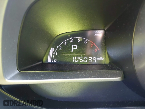 2014 Mazda 3 i Grand Touring z VIN JM1BM1M78E1159912, wystawiony jako IAAI lot #42079661 z przebiegiem 105 039 mil mil oraz . Historia ofert i sprzedaży dostępna na DreamBid. Obrazek 16.