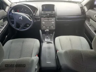 2011 Mitsubishi Galant ES z VIN 4A32B3FF2BE016106, wystawiony jako Copart lot #54434405 z przebiegiem 249 495 mil mil oraz Szkody całkowita. Historia ofert i sprzedaży dostępna na DreamBid. Obrazek 8.