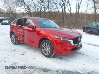2025 Mazda CX-5 2.5 S Preferred Package with VIN JM3KFBCLXS0585270, listed as a IAAI auction lot 41410789 with 162 mi miles. Bid and sale history available at carsss.com. Image 1.