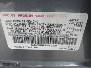 2011 Mitsubishi Outlander SE with VIN JA4AS3AW2BU040220, listed as a IAAI auction lot 41728765 with 192,187 mi miles. Bid and sale history available at carsss.com. Image 9.