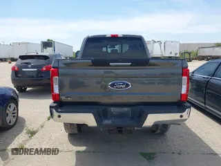 2019 Ford F-250 XL with VIN 1FT7W2BT1KEG69559, listed as a IAAI auction lot 37327070 with 75,189 mi miles and . Bid and sale history available at DreamBid. Image 16.