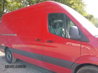 2023 Mercedes-Benz Sprinter Cargo with VIN W1Y4KBHY0PT135291, listed as a IAAI auction lot 39887949 with 61,892 mi miles and . Bid and sale history available at carsss.com. Image 13.