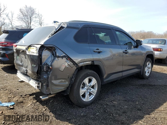 2021 Toyota RAV4 XLE with VIN 2T3W1RFV8MC098471, listed as a Copart auction lot 50675815 with 56,949 mi miles and Salvage Title. Bid and sale history available at carsss.com. Image 3.