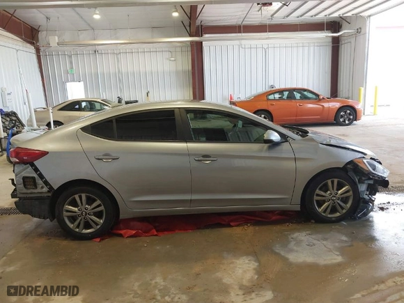 2017 Hyundai Elantra SE with VIN 5NPD84LF0HH030213, listed as a IAAI auction lot 39578799 with 105,180 mi miles. Bid and sale history available at carsss.com. Image 14.
