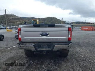 2017 Ford Super Duty F-250 SRW Lariat with VIN 1FT7W2BT7HEF39231, listed as a IAAI auction lot 41805246 with 1 mi miles. Bid and sale history available at carsss.com. Image 15.