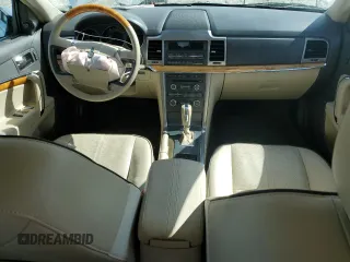 2011 Lincoln MKZ z VIN 3LNHL2GC5BR759926, wystawiony jako Copart lot #50276605 z przebiegiem 39 608 mil mil oraz Szkody całkowita. Historia ofert i sprzedaży dostępna na DreamBid. Obrazek 8.