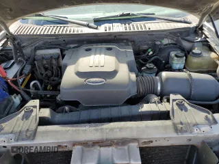 2004 Ford Expedition XLT with VIN 1FMPU16W14LA18513, listed as a Copart auction lot 63624715 with 179,162 mi miles and Clean title. Bid and sale history available at DreamBid. Image 12.
