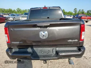 2019 Ram 1500 Big Horn с VIN 1C6SRFFT8KN719898, выставлен на аукционе Copart как лот 62177255 с пробегом 68 637 миль миль и Списание • Salvage title. История ставок и продаж доступна на DreamBid. Изображение 6.