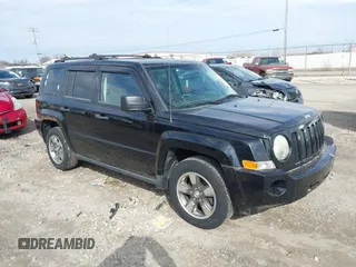 2009 Jeep Patriot Sport z VIN 1J4FF28B09D176590, wystawiony jako IAAI lot #41824299 z przebiegiem 182 163 mil mil oraz . Historia ofert i sprzedaży dostępna na DreamBid. Obrazek 1.