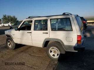 1997 Jeep Cherokee Sport with VIN 1J4FT68S9VL547391, listed as a Copart auction lot 70447484 with 250,171 mi miles and Salvage Title. Bid and sale history available at carsss.com. Image 2.