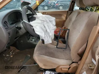 1997 Ford Escort LX with VIN 3FALP15P7VR132710, listed as a Copart auction lot 87546515 with 185,646 mi miles and Salvage Title. Bid and sale history available at carsss.com. Image 7.