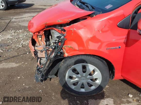 2014 Toyota Prius One z VIN JTDKDTB35E1071850, wystawiony jako IAAI lot #42084093 z przebiegiem 1 731 574 mil mil oraz . Historia ofert i sprzedaży dostępna na DreamBid. Obrazek 6.