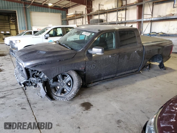 2017 Ram 1500 Night z VIN 1C6RR7MT6HS812579, wystawiony jako Copart lot #47369895 z przebiegiem 60 427 mil mil oraz Szkody całkowita. Historia ofert i sprzedaży dostępna na DreamBid. Obrazek 1.