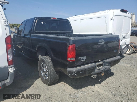 2003 Ford F-250 XL with VIN 1FTNW21P03EC70140, listed as a Copart auction lot 60461875 with 133,397 mi miles and Clean title. Bid and sale history available at DreamBid. Image 2.