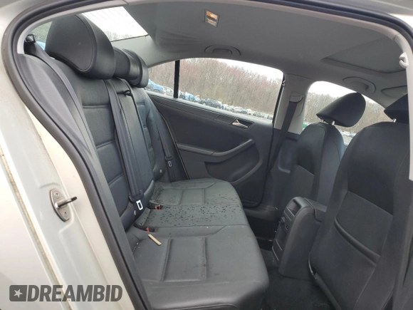 2011 Volkswagen Jetta Sedan SE w/Convenience & Sunroof PZEV with VIN 3VWDZ7AJ4BM321706, listed as a Copart auction lot 50499265 with 73,098 mi miles and Salvage Title. Bid and sale history available at carsss.com. Image 11.