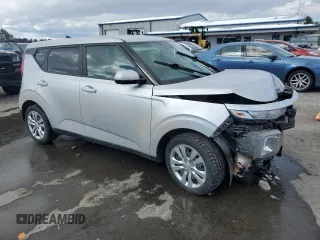 2020 Kia Soul LX with VIN KNDJ23AU2L7101795, listed as a Copart auction lot 46252875 with 0 mi miles and Salvage Title. Bid and sale history available at carsss.com. Image 4.