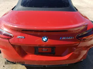 2020 BMW Z4 sDriveM40i with VIN WBAHF9C04LWW48635, listed as a Copart auction lot 56956824 with 8,288 mi miles and Salvage Title. Bid and sale history available at carsss.com. Image 10.