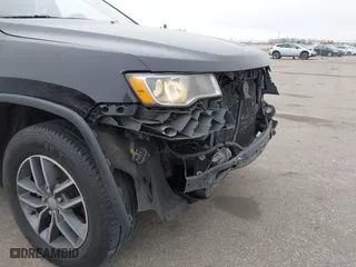 2018 Jeep Grand Cherokee Limited with VIN 1C4RJFBG8JC361638, listed as a IAAI auction lot 41431613 with 124,263 mi miles. Bid and sale history available at carsss.com. Image 17.
