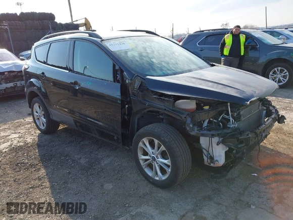 2018 Ford Escape SE z VIN 1FMCU9GD9JUC25456, wystawiony jako IAAI lot #41721436 z przebiegiem 55 642 mil mil oraz . Historia ofert i sprzedaży dostępna na DreamBid. Obrazek 1.