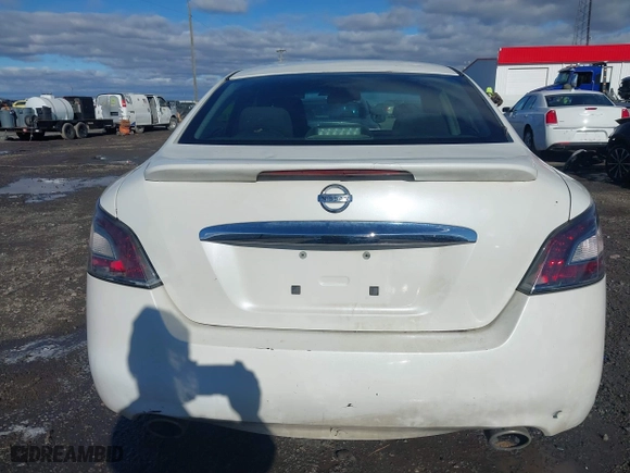 2012 Nissan Maxima 3.5 S with VIN 1N4AA5AP3CC841684, listed as a IAAI auction lot 41193583 with 223,760 mi miles. Bid and sale history available at carsss.com. Image 20.