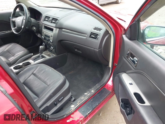 2012 Ford Fusion SEL with VIN 3FAHP0JG8CR244421, listed as a IAAI auction lot 42016260 with 170,603 mi miles. Bid and sale history available at carsss.com. Image 5.