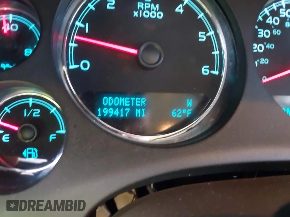 2014 GMC Yukon SLT with VIN 1GKS1CE02ER207447, listed as a IAAI auction lot 41604134 with 199,417 mi miles. Bid and sale history available at carsss.com. Image 15.