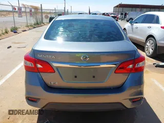 2017 Nissan Sentra SR z VIN 3N1AB7APXHY332390, wystawiony jako IAAI lot #42049476 z przebiegiem 87 483 mil mil oraz . Historia ofert i sprzedaży dostępna na DreamBid. Obrazek 16.
