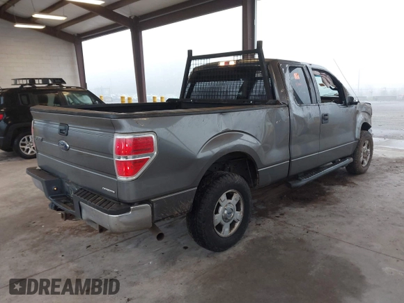 2013 Ford F-150 XL z VIN 1FTEX1EM5DFD13616, wystawiony jako IAAI lot #41347664 z przebiegiem 200 619 mil mil oraz . Historia ofert i sprzedaży dostępna na DreamBid. Obrazek 4.