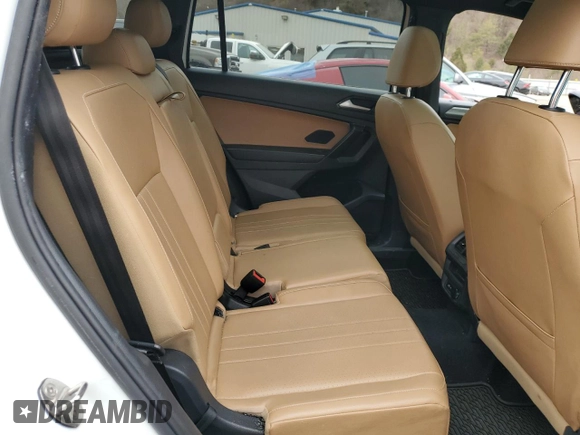 2022 Volkswagen Tiguan SE R-Line Black with VIN 3VV8B7AX8NM072183, listed as a Copart auction lot 42331045 with 87,387 mi miles and Salvage Title. Bid and sale history available at DreamBid. Image 11.