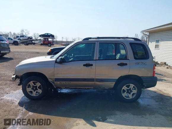 2002 Chevrolet Tracker with VIN 2CNBJ13C026911257, listed as a IAAI auction lot 41760465 with 135,549 mi miles and . Bid and sale history available at DreamBid. Image 15.