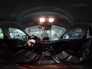 2018 Mazda 3 Touring z VIN 3MZBN1V32JM188650, wystawiony jako IAAI lot #41428819 z przebiegiem 225 611 mil mil oraz . Historia ofert i sprzedaży dostępna na DreamBid. Obrazek 18.