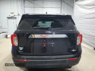 2022 Ford Explorer XLT z VIN 1FMSK8DH0NGB21901, wystawiony jako Copart lot #57749845 z przebiegiem 21 666 mil mil oraz Szkoda całkowita • Salvage title. Historia ofert i sprzedaży dostępna na DreamBid. Obrazek 6.