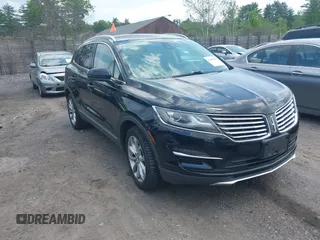 2016 Lincoln MKC Select z VIN 5LMCJ2D97GUJ26611, wystawiony jako IAAI lot #42462595 z przebiegiem Nie podano mil oraz . Historia ofert i sprzedaży dostępna na DreamBid. Obrazek 1.