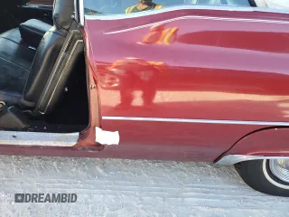 1969 Cadillac DeVille z VIN F9206444, wystawiony jako Copart lot #77397244 z przebiegiem 5 217 mil mil oraz Szkoda całkowita • Salvage title. Historia ofert i sprzedaży dostępna na DreamBid. Obrazek 12.