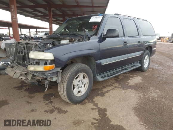2004 Chevrolet Suburban LT with VIN 1GNEC16Z34J133058, listed as a IAAI auction lot 41200786 with 254,131 mi miles. Bid and sale history available at carsss.com. Image 18.