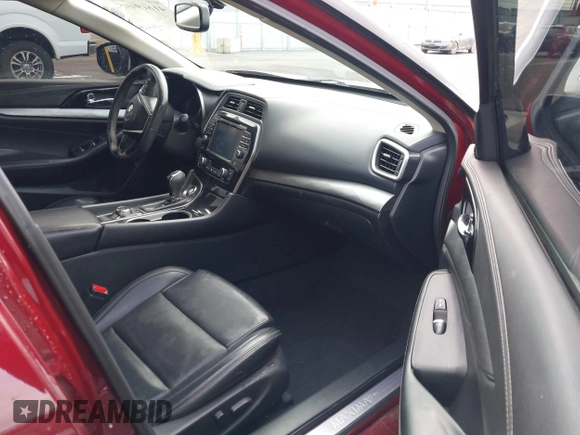2017 Nissan Maxima Platinum z VIN 1N4AA6AP8HC442203, wystawiony jako IAAI lot #41619495 z przebiegiem 114 476 mil mil oraz . Historia ofert i sprzedaży dostępna na DreamBid. Obrazek 5.