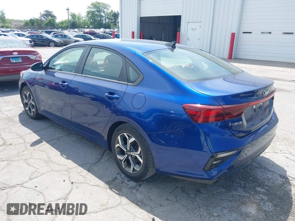 2019 Kia Forte LXS with VIN 3KPF24AD0KE118928, listed as a IAAI auction lot 39548504 with 43,573 mi miles. Bid and sale history available at carsss.com. Image 3.