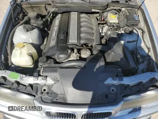 1997 BMW M3 z VIN WBSCD9325VEE06798, wystawiony jako Copart lot #74915394 z przebiegiem Nie podano mil oraz Czysty tytuł • Clean title. Historia ofert i sprzedaży dostępna na DreamBid. Obrazek 11.