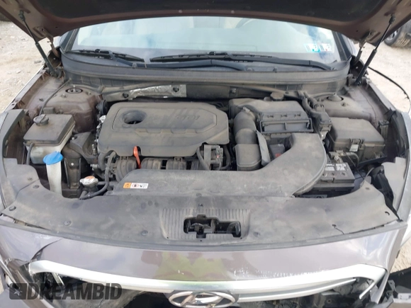 2015 Hyundai Sonata SE with VIN 5NPE24AF0FH040682, listed as a IAAI auction lot 40789480 with 144,741 mi miles and . Bid and sale history available at DreamBid. Image 10.