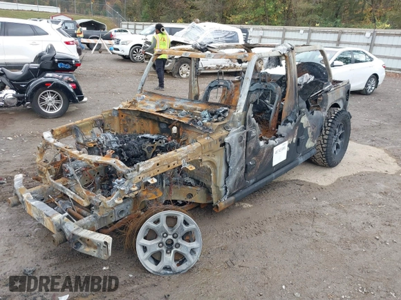 2018 Jeep Wrangler Unlimited Rubicon с VIN 1C4HJXFG2JW239609, выставлен на аукционе IAAI как лот 40743181 с пробегом Не указан миль и . История ставок и продаж доступна на DreamBid. Изображение 2.