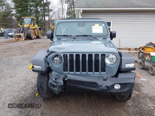 2024 Jeep Wrangler Sport S with VIN 1C4PJXDN3RW124591, listed as a IAAI auction lot 41984208 with 30,271 mi miles and . Bid and sale history available at DreamBid. Image 12.