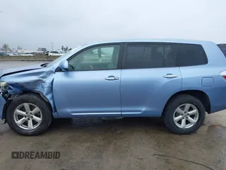 2008 Toyota Highlander Hybrid with VIN JTEEW41A782008949, listed as a IAAI auction lot 41782600 with 109,011 mi miles. Bid and sale history available at carsss.com. Image 14.