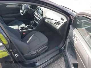 2019 Hyundai Sonata SEL with VIN 5NPE34AF8KH739419, listed as a IAAI auction lot 42125603 with 123,540 mi miles and . Bid and sale history available at DreamBid. Image 5.